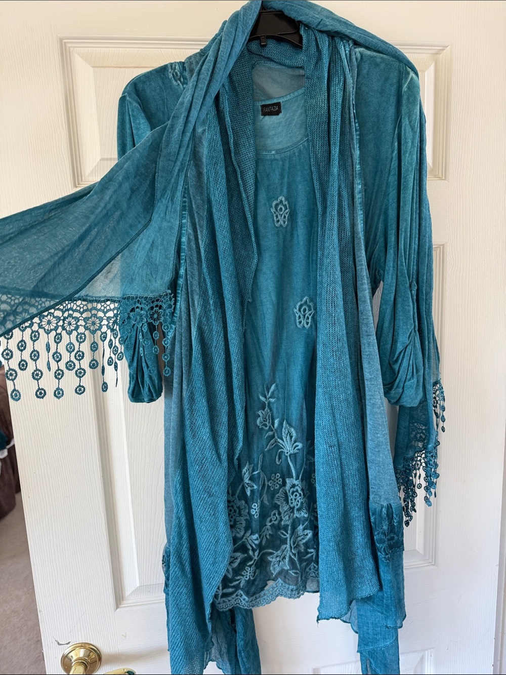 Fantasia beautiful embroered tunic,vest , and scarf set